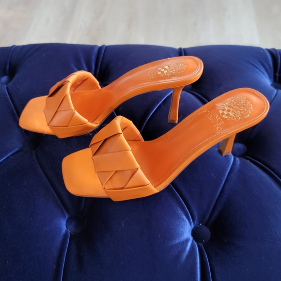 VINCE CAMUTO woven mules in orange - Picture 5 of 14